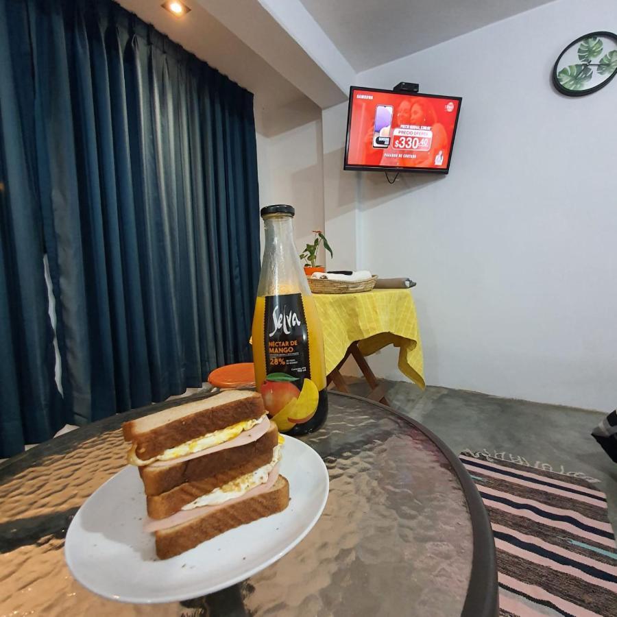 Airport With Free Pick Up From The Airport Hostal Lima